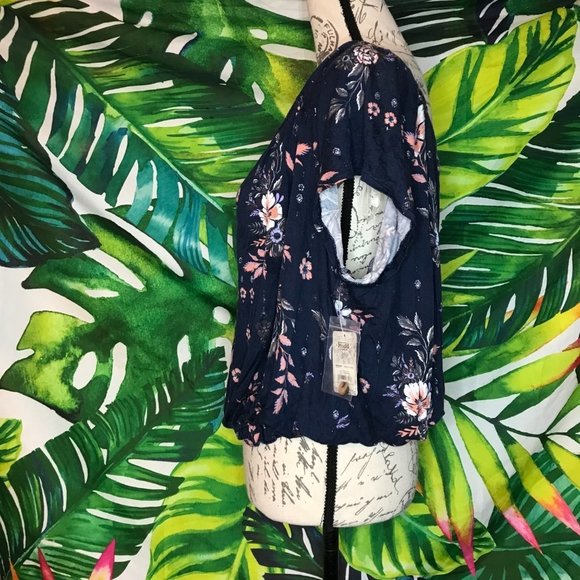 NWT $24 Mudd 2XL Juniors Blue Cinched Waist Floral Summer Off Shoulder Crop Top - Picture 4 of 5